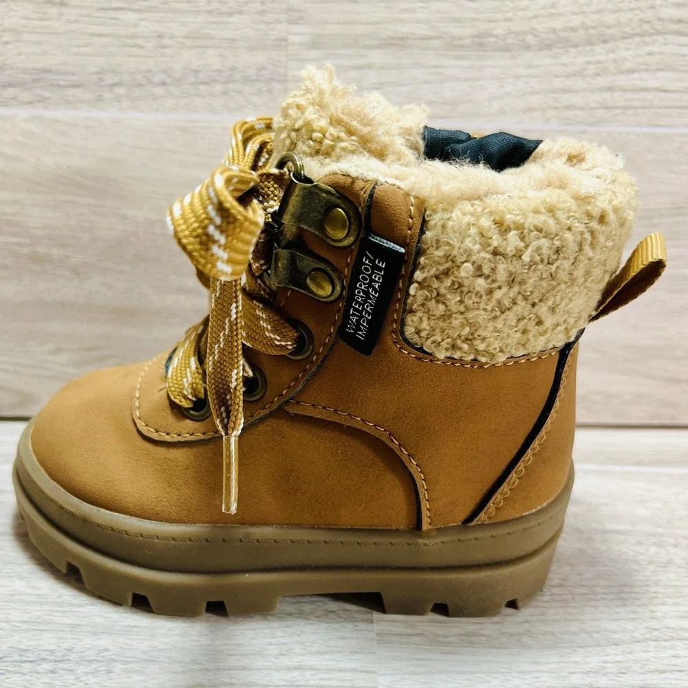 H&M boots us